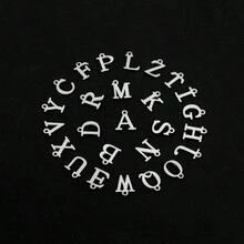 1条新款经典字母长条银色不锈钢费加罗链男士手链 - 銀色 - 查看 4