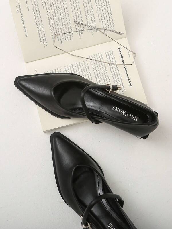 2025 Spring New Pointed Toe Flats Elegant Minimalist Fashion Versatile Women's Shoes, Low Heel Chunky Heel Mid Heel, Black Flat Ballet Flats