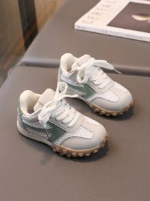 1 par de zapatos deportivos casuales cómodos, con malla transpirable y de moda para niños, para primavera/verano