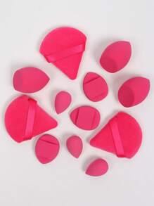 Juego de 12 esponjas de maquillaje de uso múltiple que consta de 3 borlas triangulares para polvos, 3 borlas mini de cojín de aire para polvos, 3 esponjas de maquillaje en forma de gota de agua y 3 mini esponjas de maquillaje. Adecuado para base líquida, base en polvo y crema correctora. Apto para todo tipo de pieles.