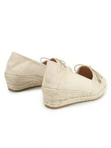 时尚绳纹坡跟女鞋，配花卉印花橡胶带和金属扣 - 米色 - 查看 5