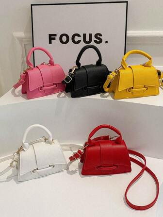 迷你小众优雅 PU 材质纯色简约休闲百搭翻盖手提包。可单肩斜挎的口红包。适合日常使用、外出、旅游、度假、购物。生日礼物。