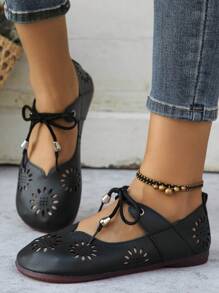 Women's Floral Hollow Lace-Up Flat Comfortable Lightweight Casual Walking Shoes, Breathable Slip-On Daily Wear - Black - View 5