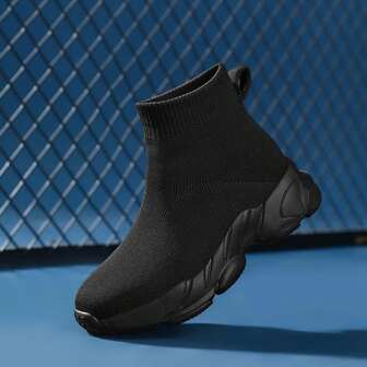 经典简约高帮户外运动休闲运动鞋，轻便时尚，适合学生