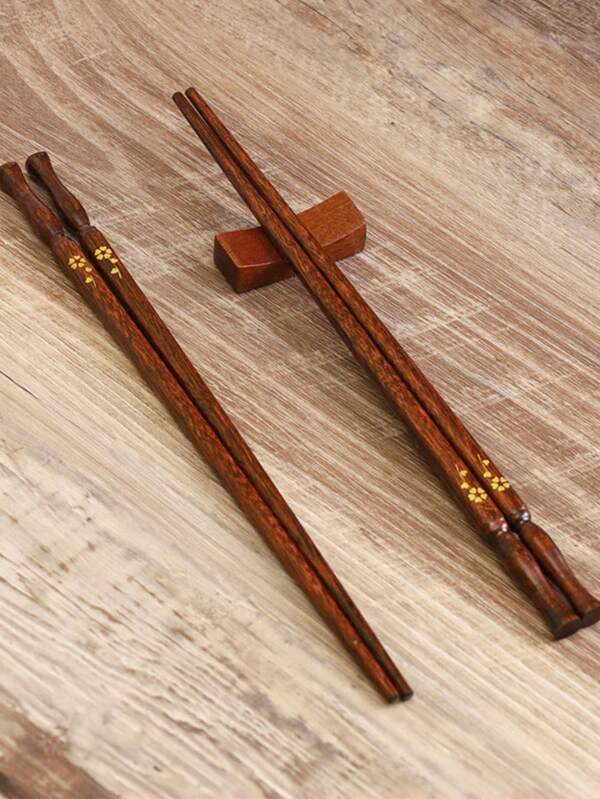Natural Wooden Flower Pattern Chopsticks, Anti-Mold, Anti-Slip, Easy To Clean Wooden Crafted Chopsticks For Home Use,School Supplies
