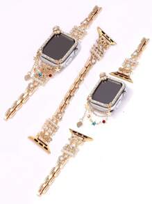 1 Stück Metallarmband für Apple Watch Damen, kompatibel mit Apple Watch Series 10/9/8/7/6/SE/5/4/3/2/1, 38mm - 49mm, Metallarmband mit verstellbarem Schnallenverschluss für besseren Sitz am Handgelenk, einzigartiges Cut Out Uhrengehäuse/Band separat erhältlich (Uhr nicht inbegriffen)