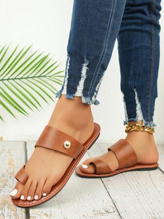 大码女式平底单趾凉鞋，欧式一脚蹬舒适沙滩人字拖