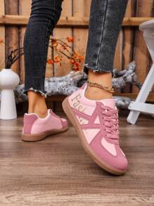 Scarpe sportive da donna, primavera e autunno 2025, sneaker casual con lacci, leggere e traspiranti