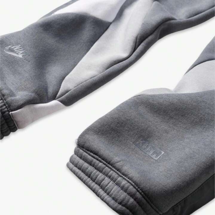 品質は非常に良い Kith *DNR* Kith X NKAH8724 (FW17) Grey Pant Tearaway Nike パンツ