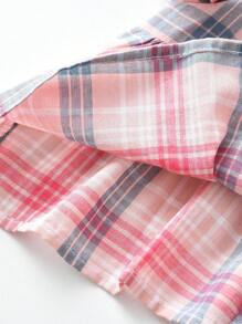 2 件装年轻女孩休闲可爱娃娃图案 T 恤和短裤套装，夏季