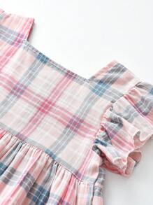 2 件装年轻女孩休闲可爱娃娃图案 T 恤和短裤套装，夏季