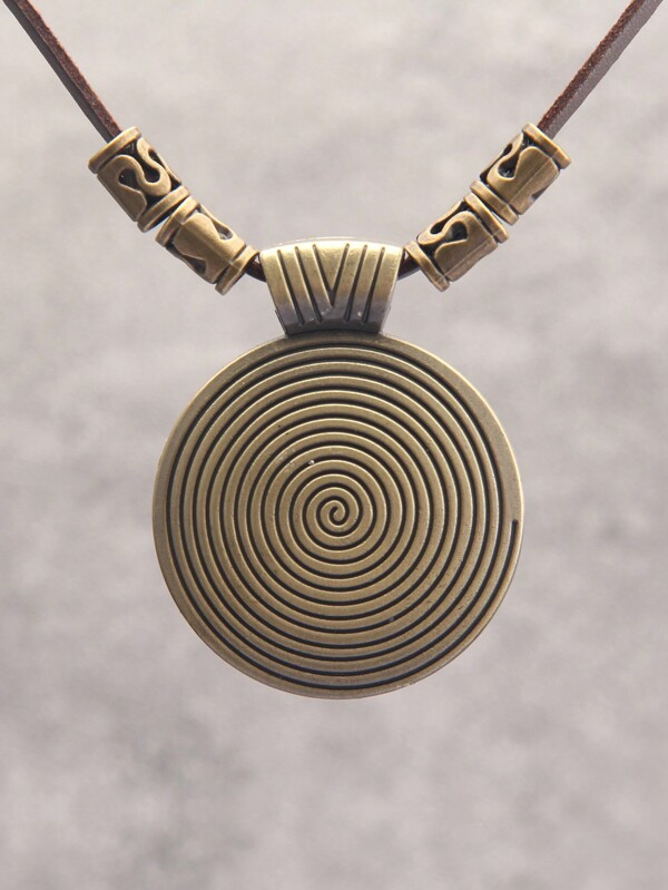 Men Round Pendant Necklace
