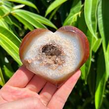 Natural Agate Heart-Shaped Decor,Bohemian Style Natural Agate Heart-Shaped Palm Stone - Crystal Engraved Onyx, Perfect For Home Decor & Gifts - Red - View 5
