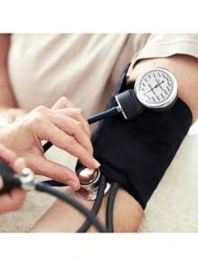 1 件式手动无液血压监测套件，家用双臂双管双头听诊器血压监测仪，带黑色储物盒，携带方便，带听诊器的手动血压袖带，血压监测仪和黑色便携包，带成人袖带和校准工具，适合家庭和商务旅行 - 成人