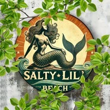 Cartel decorativo de pared con diseño de sirena - Grabado en hoja de aluminio, placa redonda vintage "Salty Lil' Beach", decoración temática náutica para bar/cafetería/hogar, regalo perfecto para entretenimiento de amigos y familiares, aluminio, 7.87x7.87 pulgadas - 1 pieza