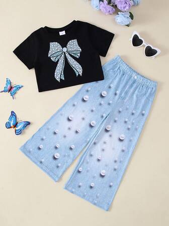 2 件套女孩休闲蝴蝶结装饰全身印花上衣和牛仔效果阔腿裤户外套装，仿珍珠印花，春夏