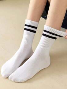 1/3/6 pares de calcetines de caña media de unicolor negro/blanco/gris con rayas dobles neutras para actividades al aire libre, calcetines casuales para pantorrillas, calcetines altos neutros