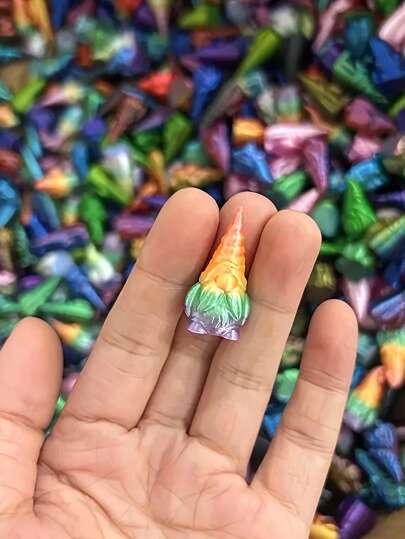 100 قطعة مجموعة تماثيل متنوعة الألوان من الزوايا الصغيرة - تماثيل راتنجية ثلاثية الأبعاد حيوية لديكور الحديقة والمنزل، مثالية لديكور المكتب، لاستخدام داخلي/خارجي، ديكور الغرف، حشوات البينياتا، هدايا عيد الميلاد، تجميع أعمال الحديقة، ديكورات الحفلات، ديكورات المملكة