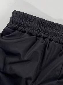 Men's New Fashion Casual Short Sleeve T-Shirt Set, Casual Short Sleeve T-Shirt And Casual Shorts Set, Geometric Print, Leisure Holiday T-Shirt Set