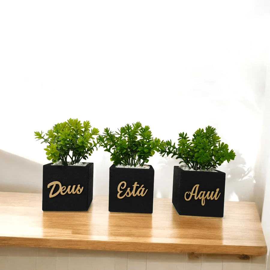 Decorative Pot Arrangement Kit With Artificial Plants - God Is Here - Negro - Ver 1