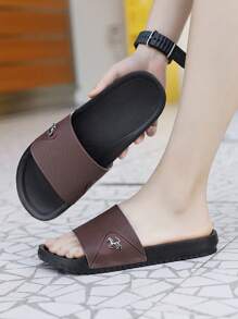 Letnie duże rozmiary 39-49 Męskie kapcie Outdoor Wygodne męskie buty codzienne Lekkie antypoślizgowe kapcie domowe Odporne na zużycie Oddychające męskie sandały Outdoor Codzienne buty męskie (asymetryczny wzór) - Brązowy - Zobacz 4