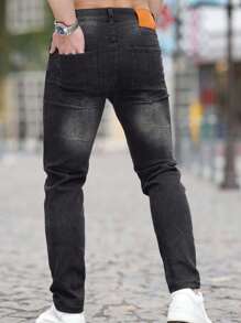 2024 男士弹力洗水破洞牛仔裤，修身舒适直筒休闲裤