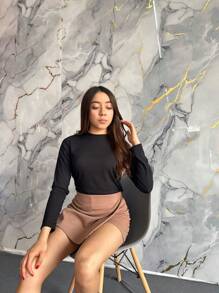Short falda para mujer corto casual elegante tiro alto con detalle de abertura en pierna - Camel - Ver 2