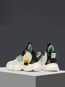 1 par de zapatillas deportivas para niños, transpirables, elásticas, suaves, con absorción de impactos, de secado rápido, livianas, impermeables, antideslizantes, con superficie de parche y tela, estilo casual y grueso para correr en la calle, para niños y niñas