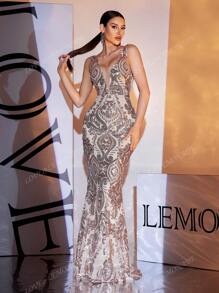 LOVE&LEMONADE Gold V-Neck Spaghetti Strap Sequin Backless Floor-Length Formal Gown Dress (Front Upper Body, Random Floral Print On The Back), Party Dress, Wedding Guest Dress, Evening Dress