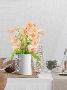 3Pcs Artificial Tulips Flowers,Knitting Crochet Flower Bouquet, Completed Handmade Tulips Bouquet For Home Decoration And Valentine's Day Birthday Wedding Home Party Decoration Gift