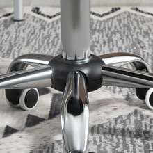 HOMCOM 可調式高度凳子，附 5 個旋轉輪，鋼、泡棉和 PU 皮革，Ф48x47-59Acm，黑色 - 黑色 - 查看 9