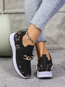 Damen neue schwarze atmungsaktive Sneaker in Große Größen mit Schnürung, Mesh-Obermaterial und weicher Sohle, gepolstert, rutschfest, Laufschuhe, bequeme multifunktionale Outdoor-Sportschuhe: Damen leichte atmungsaktive Laufschuhe, rutschfeste Außensohle, Mesh-Obermaterial, geeignet für Fitness, Reisen, Arbeit und Lässig, Freizeitsneaker