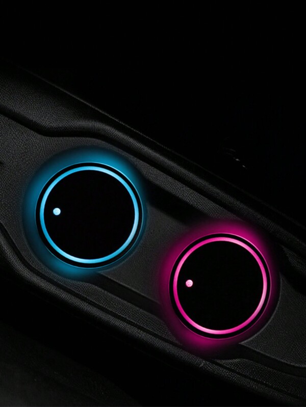 4 piezas Luces LED para portavasos de coche, posavasos luminosos para portavasos - Antideslizante, tapete de inserción de fibra de carbono para coches deportivos, soporte universal para bebidas, accesorio interior esencial, portavasos de coche | Diseño deportivo | Acabado brillante