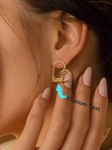 1 Paar Herz-förmige Ohrringe mit individuellem Namen von Caitlyn, minimalistisch, in Goldfarbe aus rostfreiem Stahl, individuell beschriftete Herz-Ohrringe, handgemacht, Hochzeit, Valentinstag Schmuck, perfektes Geschenk für sie