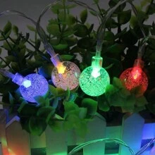 10M 80 Luces LED de colores con bombillas redondas pequeñas para decoración exterior y del jardín - Luces LED impermeables con longitud de 10M, perfectas para decoración de paredes y habitaciones, ideales para entornos festivos de jardín y patio, alimentadas por una caja de baterías (baterías no incluidas)