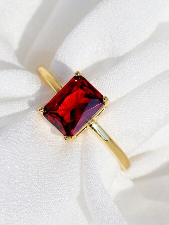 Charm-In Gold beschichteter Ring mit rotem quadratischem Zirkonia-Stein für Frauen - in verschiedenen Größen erhältlich - Valentinstag Geschenk