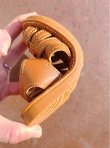 1Pair Boys Sandals Fashion Cut-Outs Soft Bottom Kids Beach Sandals Non-Slip Children Shoes Closed Toe For Summer