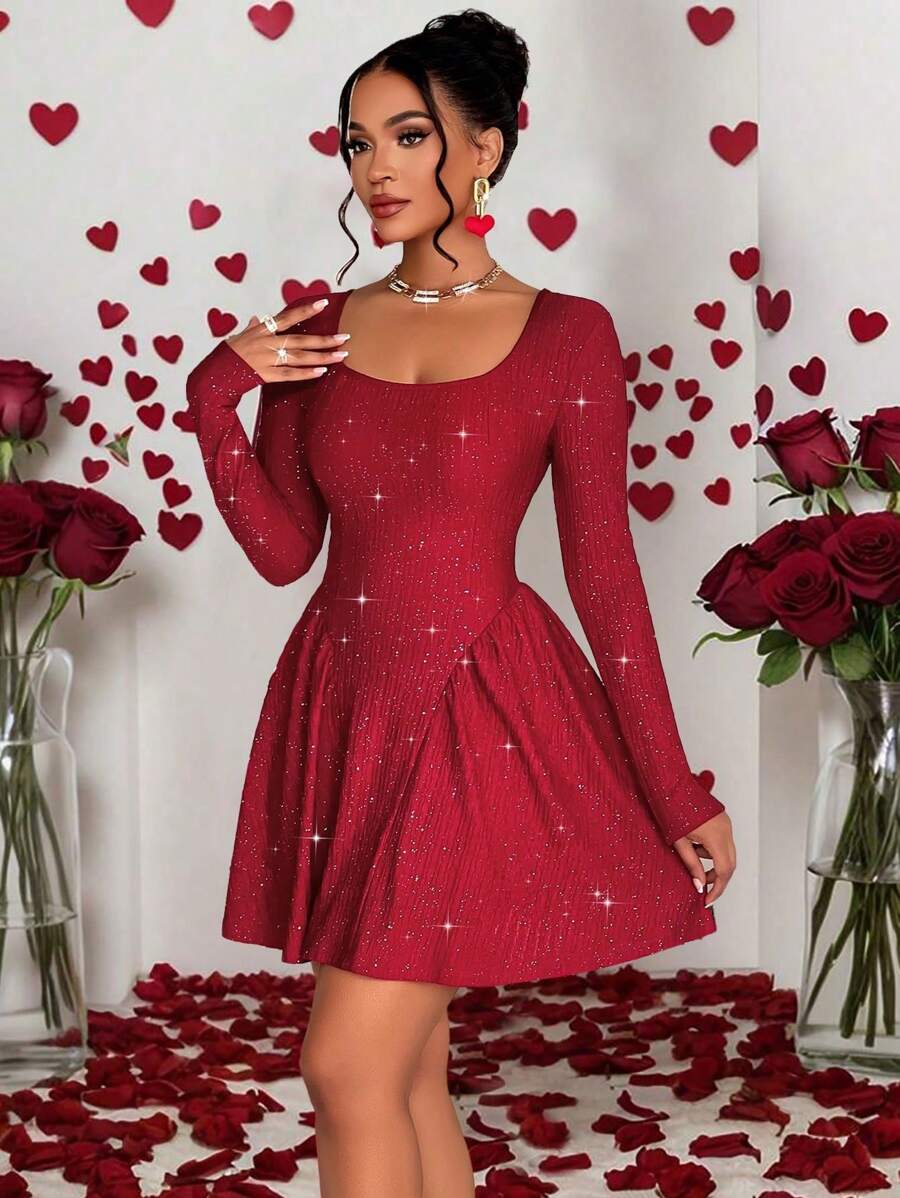 AIJ Amarilo 女士性感时尚方领亮片露背伞形长袖摆裙，适合约会、派对