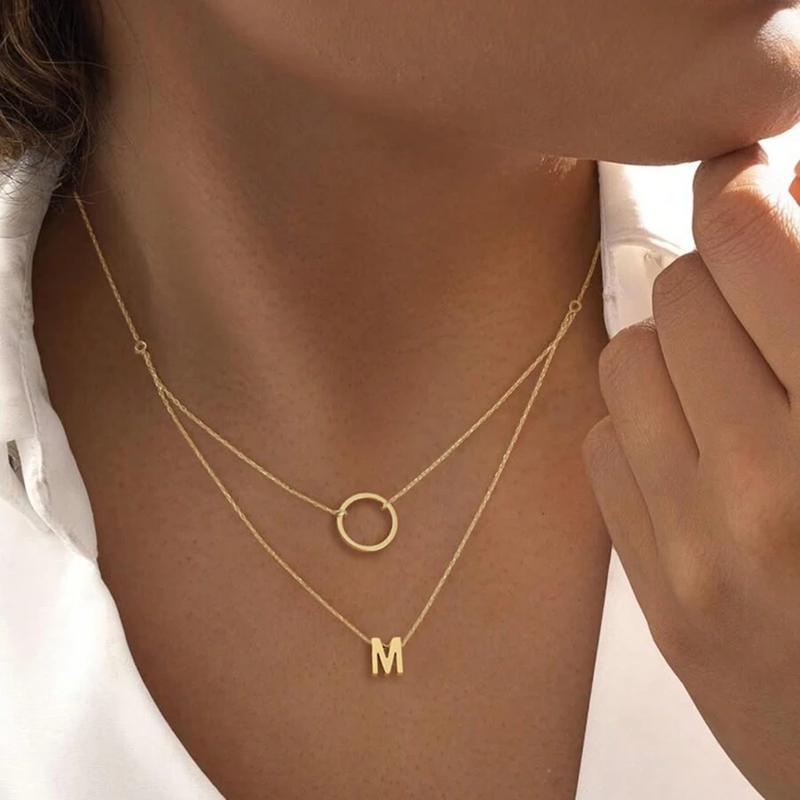 1 件装新款时尚字母圆形吊坠金色不锈钢双链项链女式 - 金黃色 - 查看 1