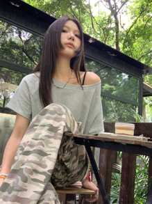 Solid Color Short Sleeve T-Shirt, Loose Slouchy Off-Shoulder Off Shoulder Lightweight Breathable Blouse