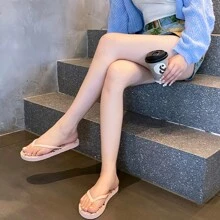 温柔粉色复古碎花女士人字拖，度假街头超受关注，女性夏季时尚最爱，防滑滑梯拖鞋，户外沙滩拖鞋【中东高仿】 - 粉色 - 查看 5