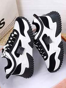 Versatile Height Increasing Sturdy Style Casual Breathable Platform Shoes For Women Students Comfortable Breathable Sports Shoes