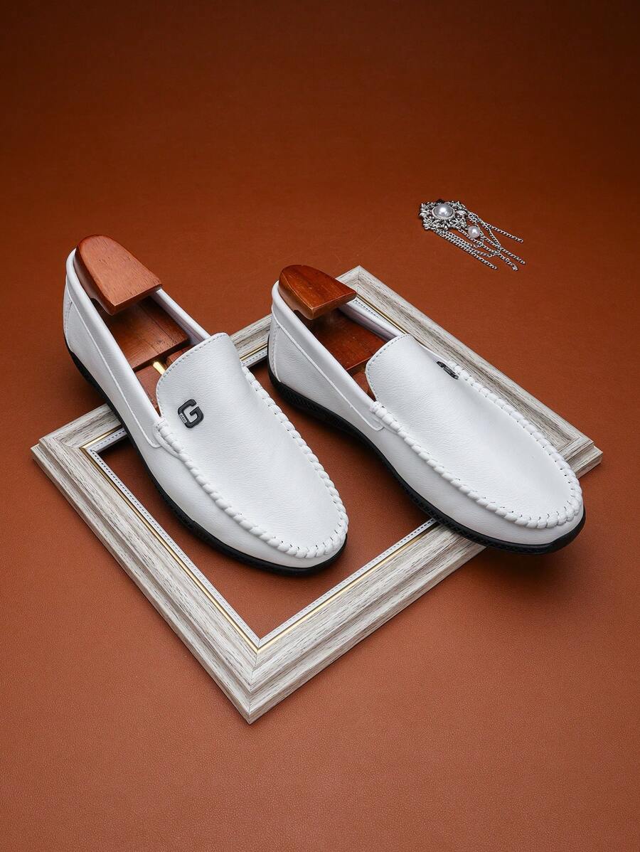 British Style Casual Solid Color Metal Decor Low-Top Flat Loafers For Men, Suitable For Leisure, Commuting, Riding, Beach, Camping, Fashionable & Versatile - White - View 1