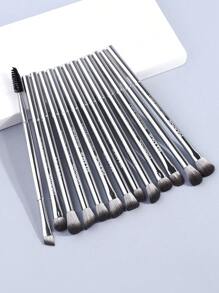 MAANGE 13件套专业软毛长铝管化妆刷套装，包括睫毛刷、眼影刷、眉刷、晕染刷、唇刷、高光刷、遮瑕刷，适用于粉状、液体、膏状化妆品，是日常使用和旅行的理想之选，也是送给朋友的完美化妆配件礼品套装。