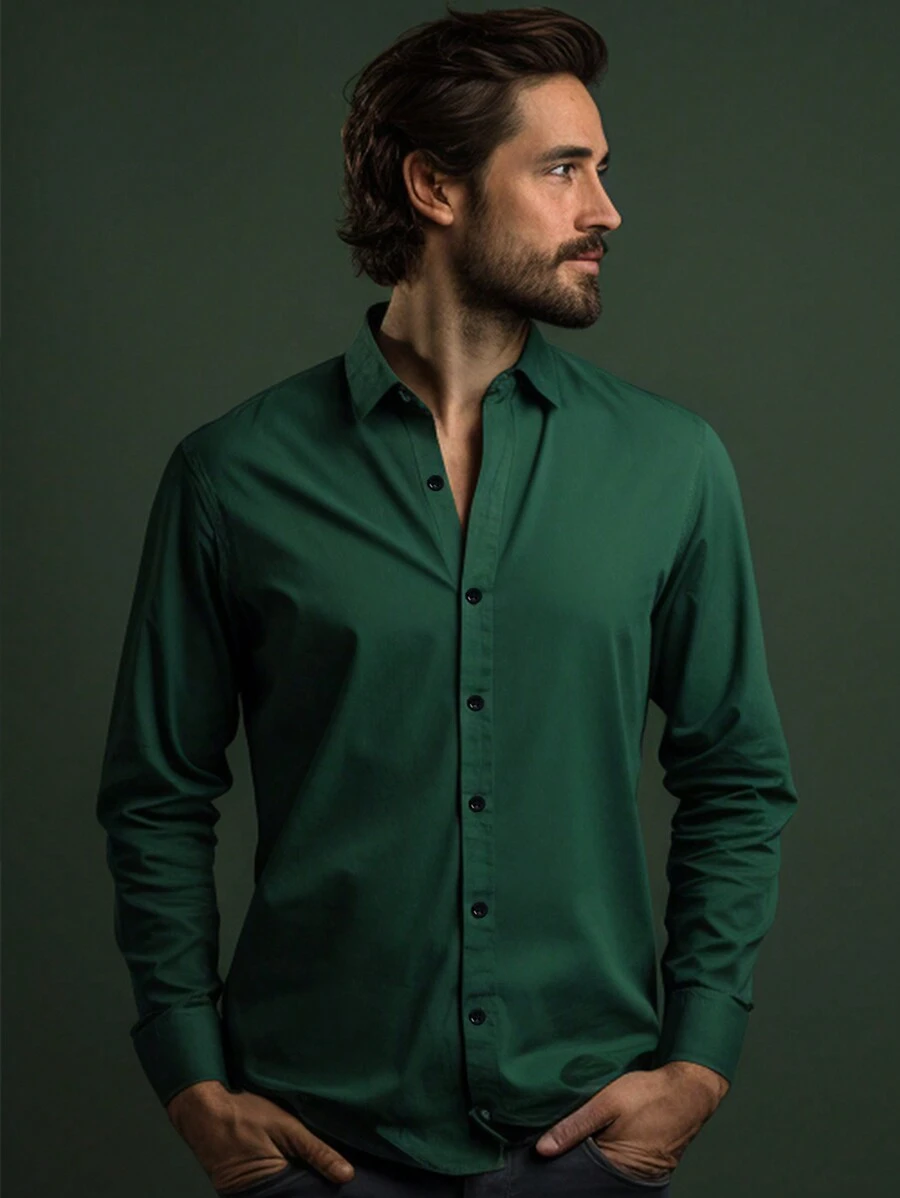 Camisa verde oscura de hombre, caballerosa y elegante, camisa de manga larga de estilo minimalista y casual de negocios
