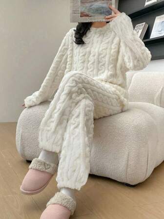 Two Pieces Autumn And Winter Jacquard Zipper Flannel Home Suit Set With Thick Velvet And Zipper For Women's Warm Sleepwear, Fall Clothes, Fluffy Pajama