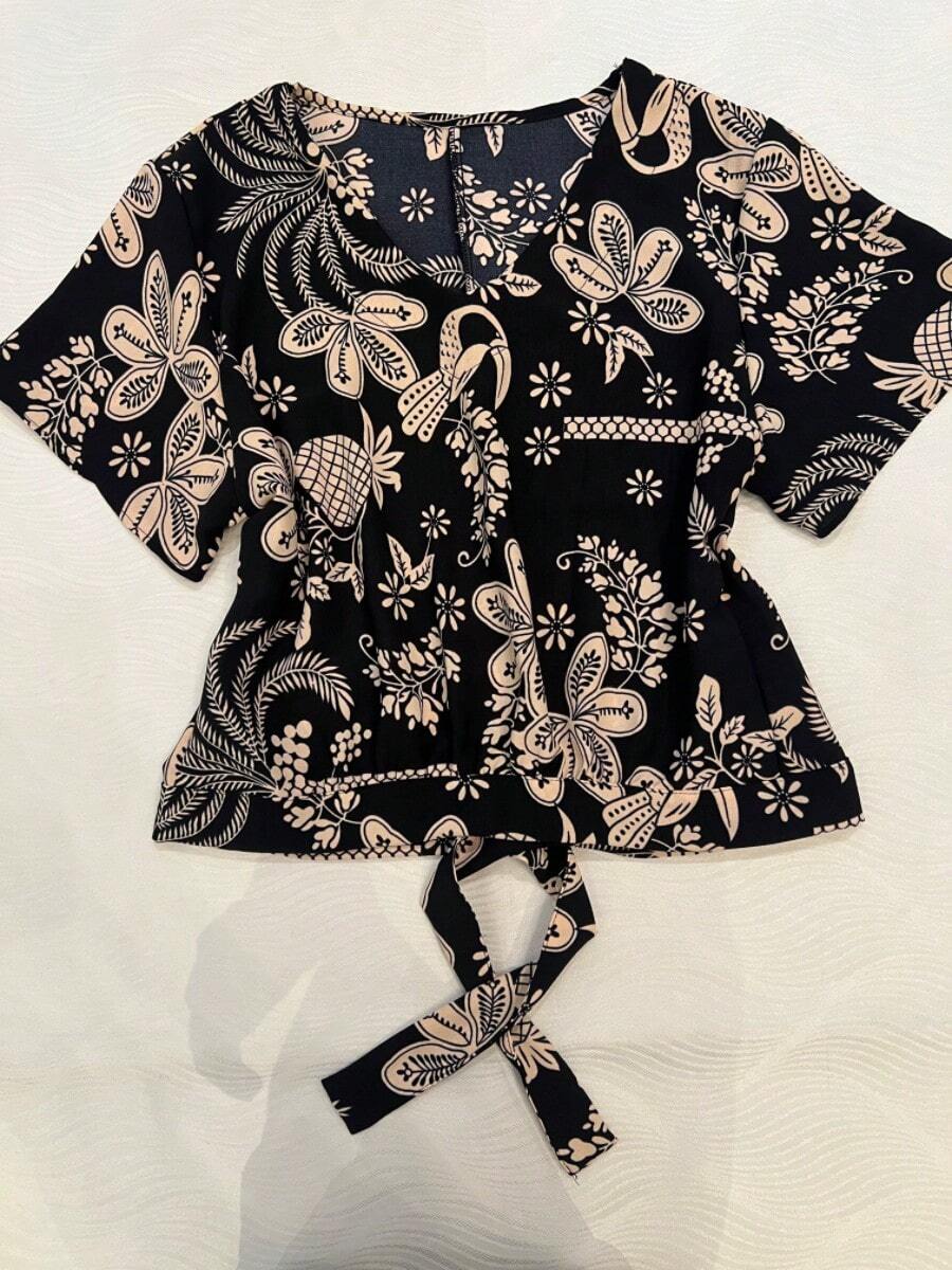 Sevenchic Fashion Women's Shirt Launch Printed V-Neck Comfortable - 黑色 - 查看 1