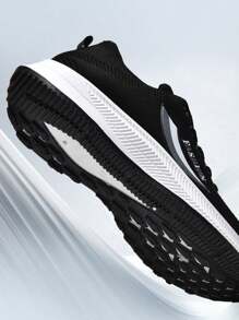 Zapatillas Deportivas Casuales Para Hombres, Calzado Blanco Versátil, Suela Suave Antideslizante Resistente Al Desgaste, Zapatos Transpirables De Malla, Llegada Nueva De 2024,Zapatillas deportivas de moda para hombre de color sólido, ligeras y transpirables de malla de tela, talón suave y cómodo para proporcionar estabilidad, diseño de suela elástica antideslizante de alta amortiguación para una mejor protección de los pies, adecuadas para caminar, deportes al aire libre, correr, hacer ejercicio, fitness, fiesta, fiesta, uso diario. - Blanco y Negro - Ver 9