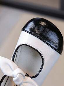 1 Pair Girl's Elegant Minimalist Leather Flat Shoes, Suitable For Summer