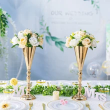 GOQODO 6件套波西米亚风人造花瓶装饰，几何婚礼中心摆件，金/银色金属花架。适用于情人节、斋月、开斋节、中国新年、圣帕特里克节、狂欢节、婚礼、晚宴、房间装饰、厨房装饰、室内外装饰、庆祝活动。 - 彩色 - 查看 7
